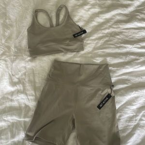 SETactive Luxform Y-Bra and Bike Shorts Set NWT